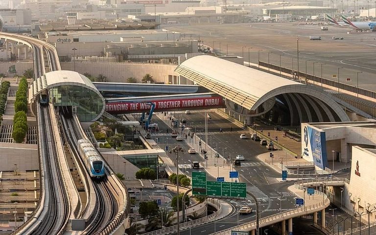 Dubai Airport metro connection