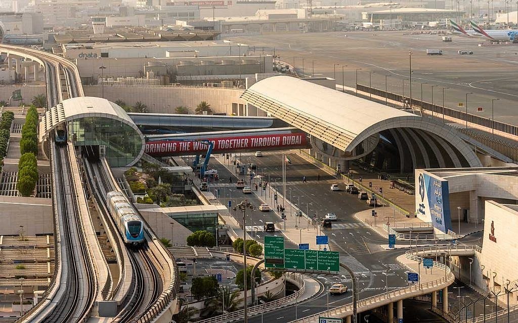 Dubai Airport metro connection